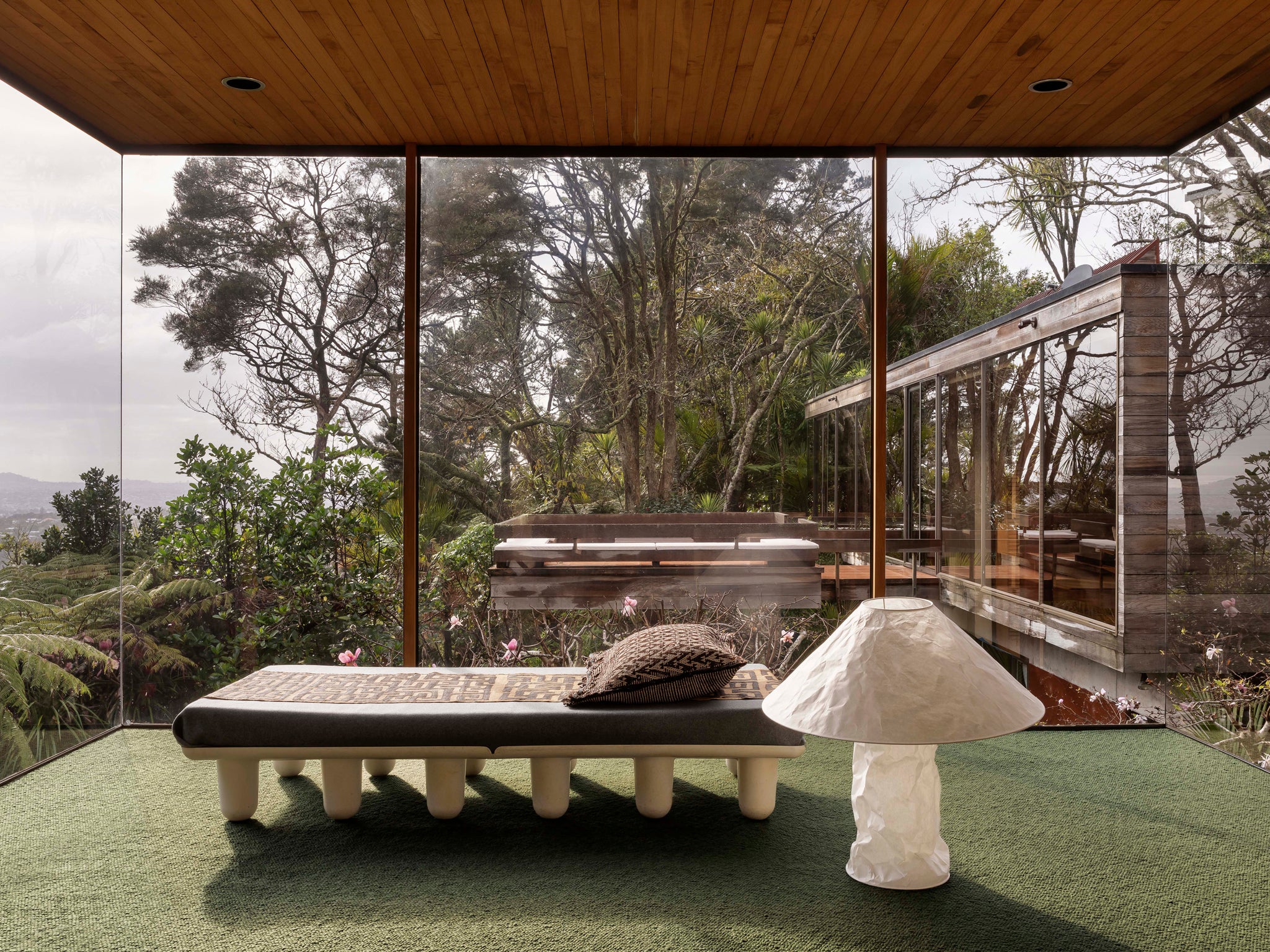 Galet-Carpet Court